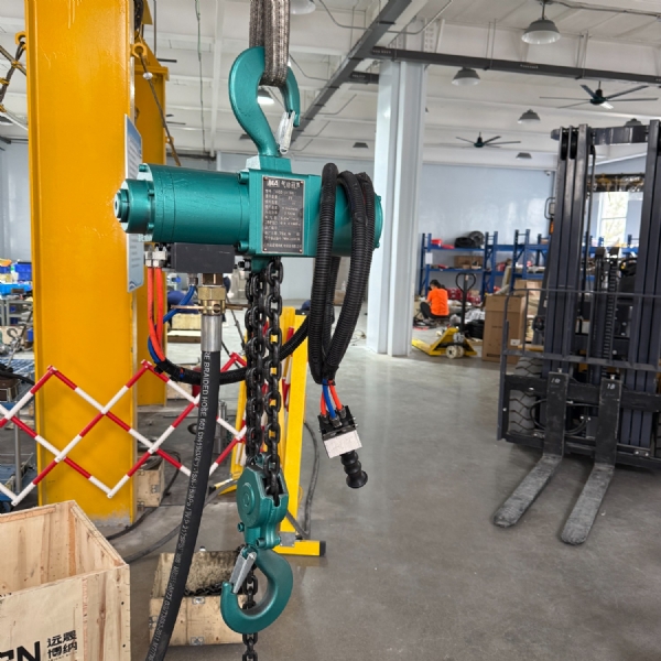 3噸防塵防潮氣動(dòng)葫蘆 輕量化環(huán)鏈風(fēng)動(dòng)葫蘆 HQ3省氣氣動(dòng)葫蘆