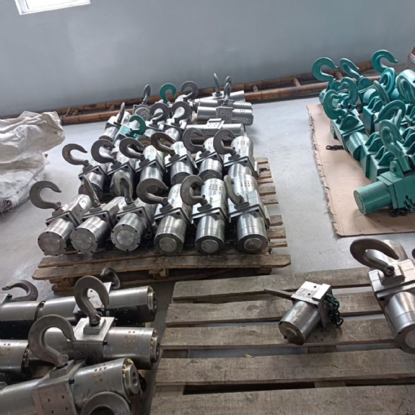 2噸穩(wěn)定操控氣動(dòng)葫蘆 HQ2性能好風(fēng)動(dòng)葫蘆 使用簡單氣動(dòng)葫蘆